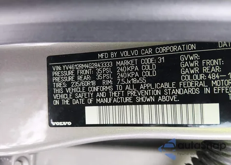 2016 Volvo Xc60 T5 Platinum z USA, uszkodzony, nr VIN YV4612RM4G2843333